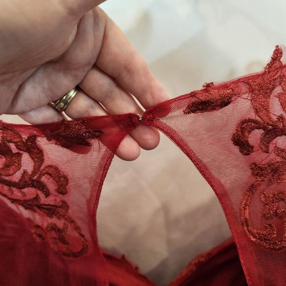 UNKNOWN Garnet Red High Low Corset Lace Sheer Prom Wedding Womens 22 FLAWED - Picture 7 of 12